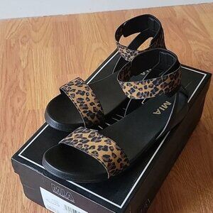 MIA Sandals Leopard Print Sizes 5-11 Miltiple Sizes NWT